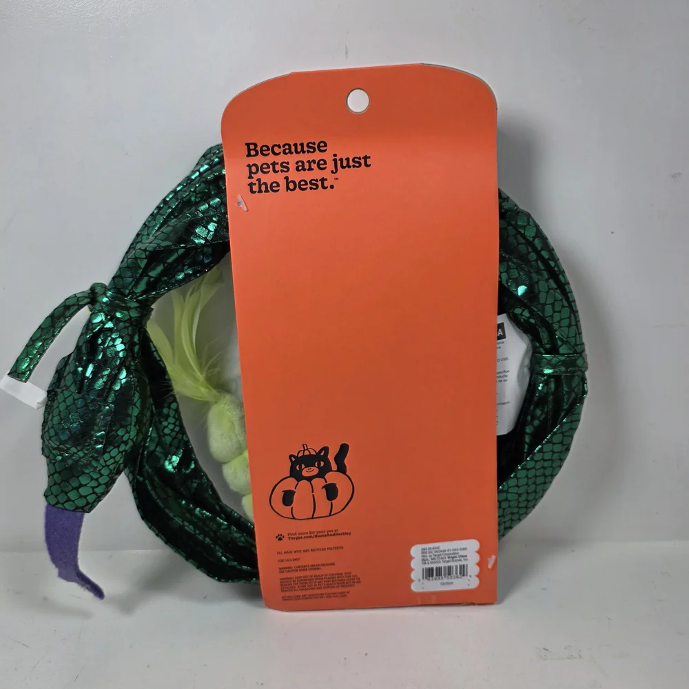 Boots & Barkley Shiny Green Cat Tunnel